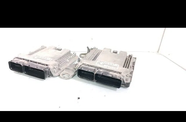 Calculateur moteur AUDI S8 2010 occasion
