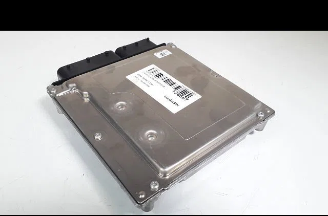 Calculateur moteur Bmw 3 (E90) 318 i (2005-2007) occasion — photo 2