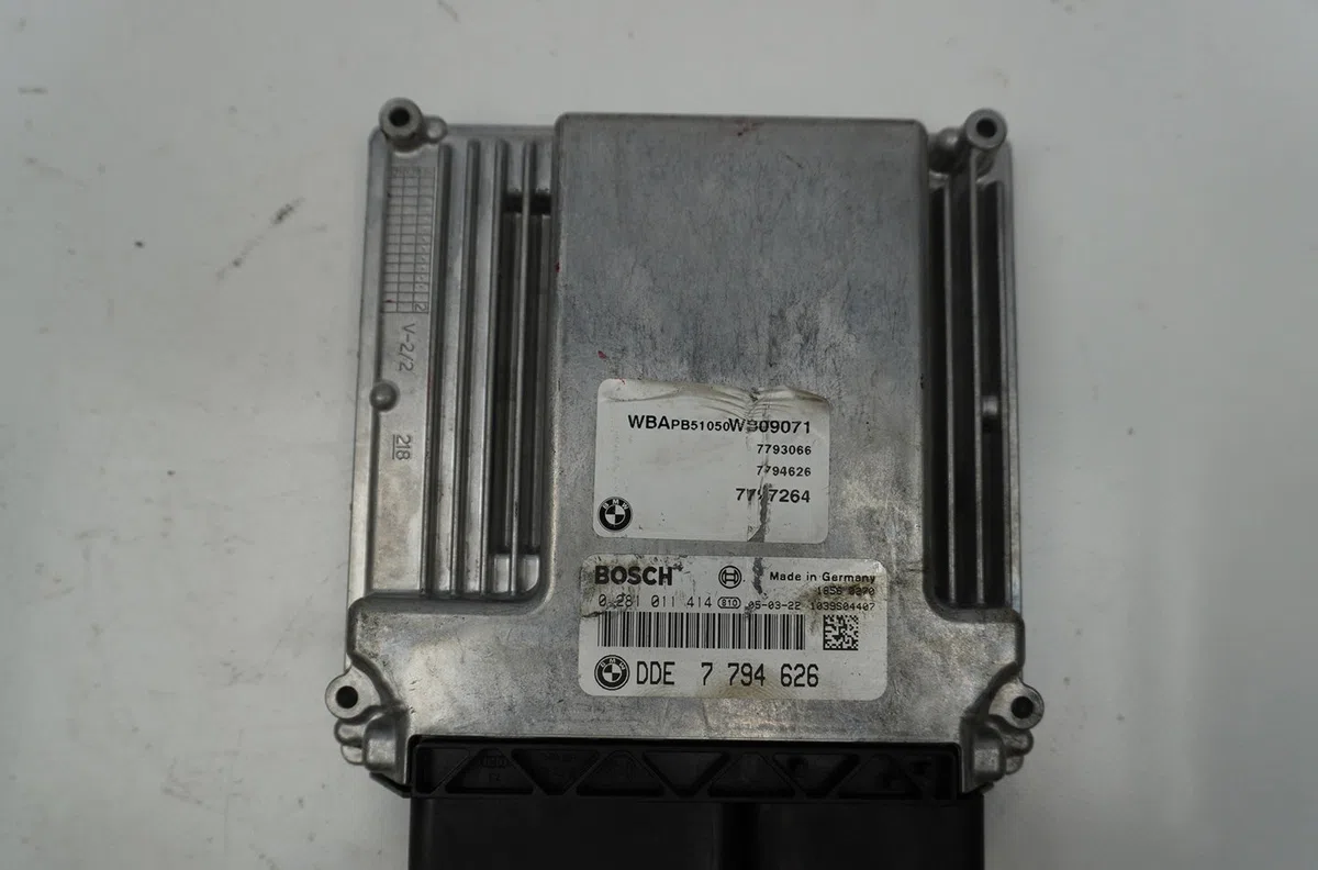 Calculateur moteur Bmw X3 (E83) 3.0 d (2004-2005) occasion — photo 2