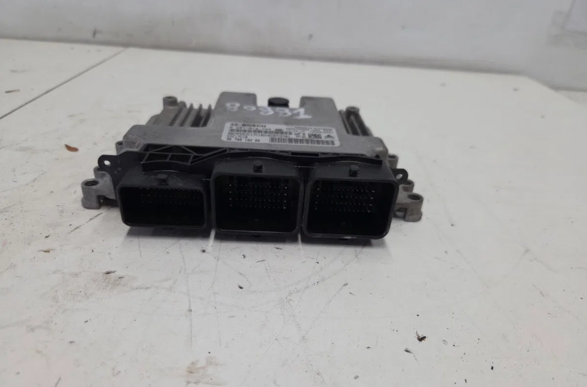 Calculateur moteur CITROEN BERLINGO 2 PHASE 1 occasion — photo 2