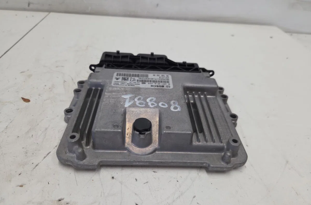 Calculateur moteur CITROEN BERLINGO 2 PHASE 1 occasion — photo 3