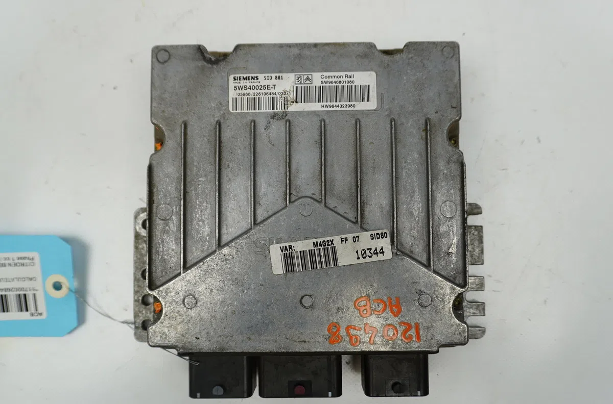 Calculateur moteur Citroen BERLINGO - BERLINGO FIRST Monospace (MF_, GJK_, GFK_) 2.0 hdi 90 (mfrhy) (1999-2005) occasion — photo 2