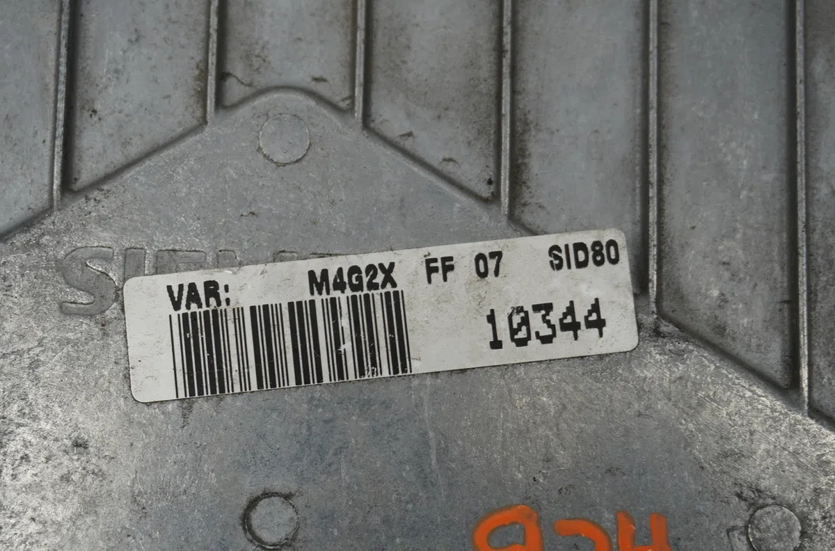 Calculateur moteur Citroen BERLINGO - BERLINGO FIRST Monospace (MF_, GJK_, GFK_) 2.0 hdi 90 (mfrhy) (1999-2005) occasion — photo 4