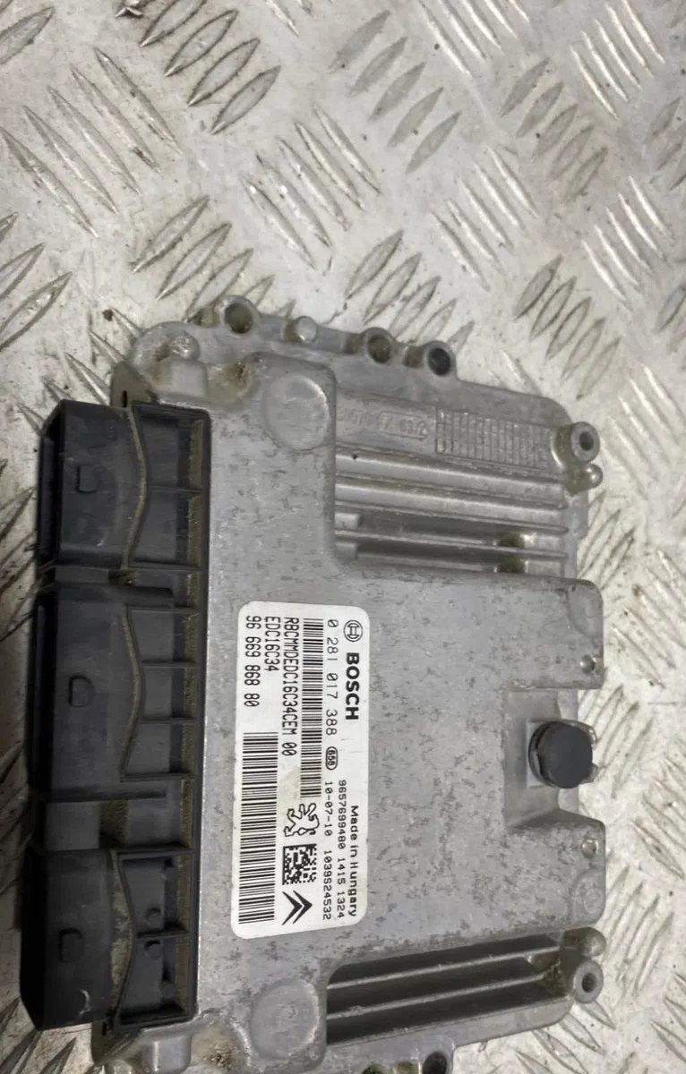 Calculateur moteur CITROEN C1 1 PHASE 1 occasion — photo 2