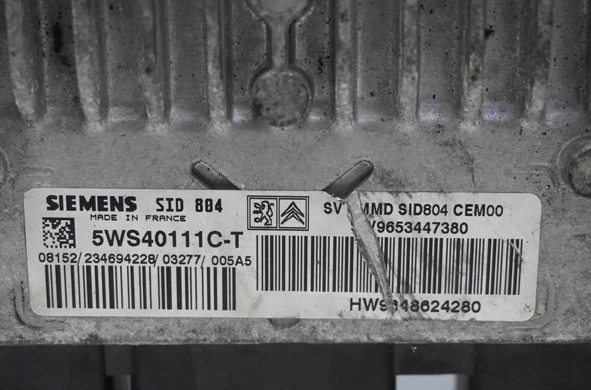 Calculateur moteur Citroen C2 (JM_) 1.4 hdi (2003-2009) 3 portes occasion — photo 3