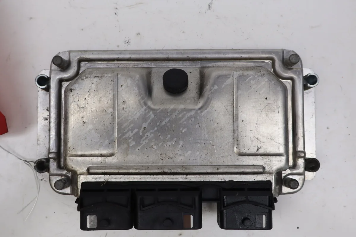Calculateur moteur Citroen C2 (JM_) 1.6 (2003-2010) occasion