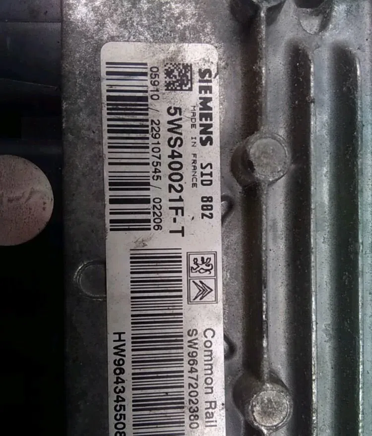 Calculateur moteur CITROEN C3 1 occasion — photo 2