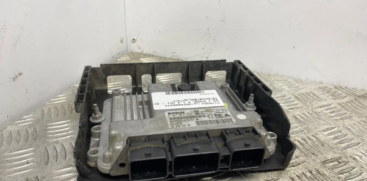 Calculateur moteur CITROEN C3 1 PHASE 2 occasion