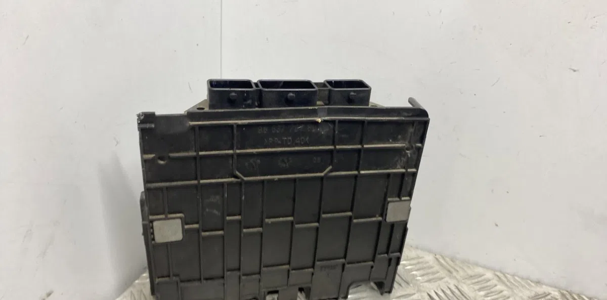 Calculateur moteur CITROEN C3 1 PHASE 2 occasion — photo 4