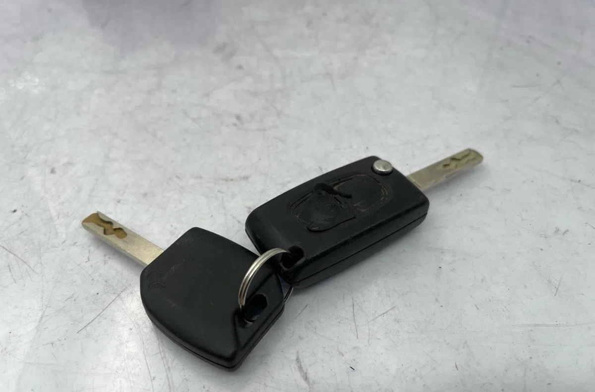 Calculateur moteur CITROEN C3 2 PHASE 1 occasion — photo 2