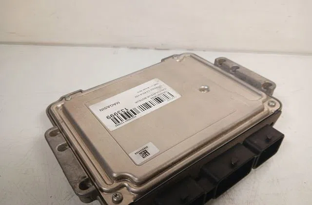 Calculateur moteur CITROEN C3 2010 occasion — photo 2