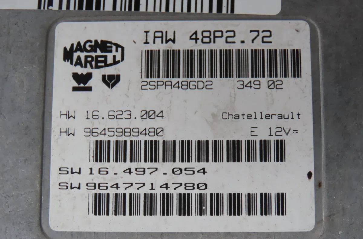 Calculateur moteur Citroën C3 I (FC_, FN_) 1.1 i (2002) 5 portes occasion — photo 2