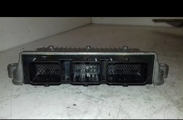 Calculateur moteur Citroen C3 II (SC_) 1.4 (2009-2016) 5 portes occasion — photo 2