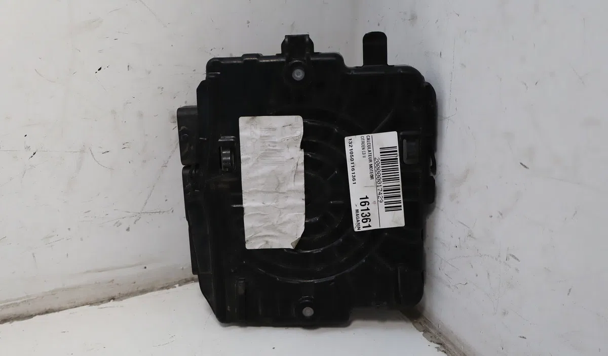 Calculateur moteur Citroen C3 II (SC_) 1.4 hdi 70 (sc8hzc, sc8hr0, sc8hp4) (2009) 5 portes occasion — photo 3