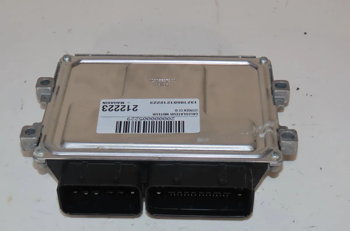 Calculateur moteur Citroën C3 III (SX) 1.2 puretech 82 (2018) 5 portes occasion