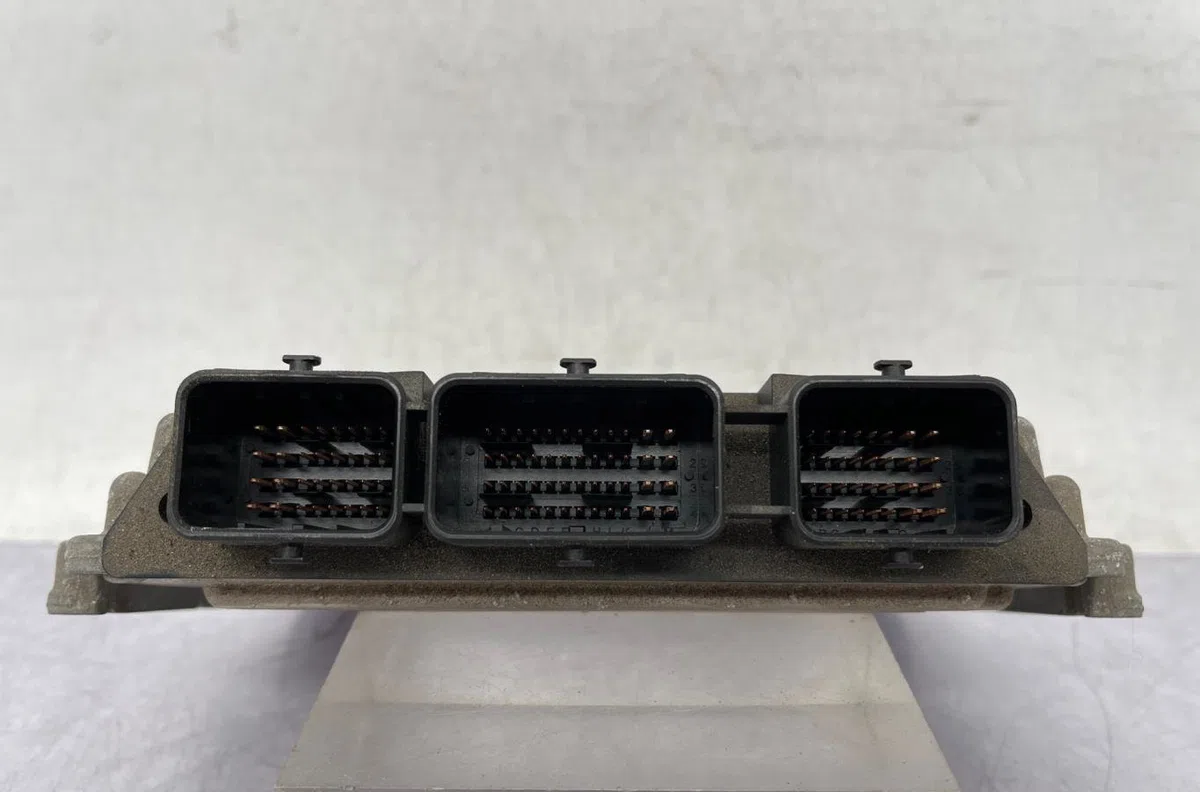 Calculateur moteur CITROEN C3 PICASSO PHASE 1 occasion — photo 2