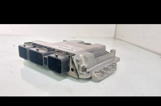 Calculateur moteur Citroën C3 PICASSO (SH_) 1.6 hdi (2009) 5 portes occasion