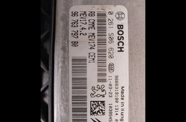 Calculateur moteur Citroën C3 PICASSO (SH_) 1.6 vti 120 (2009) occasion