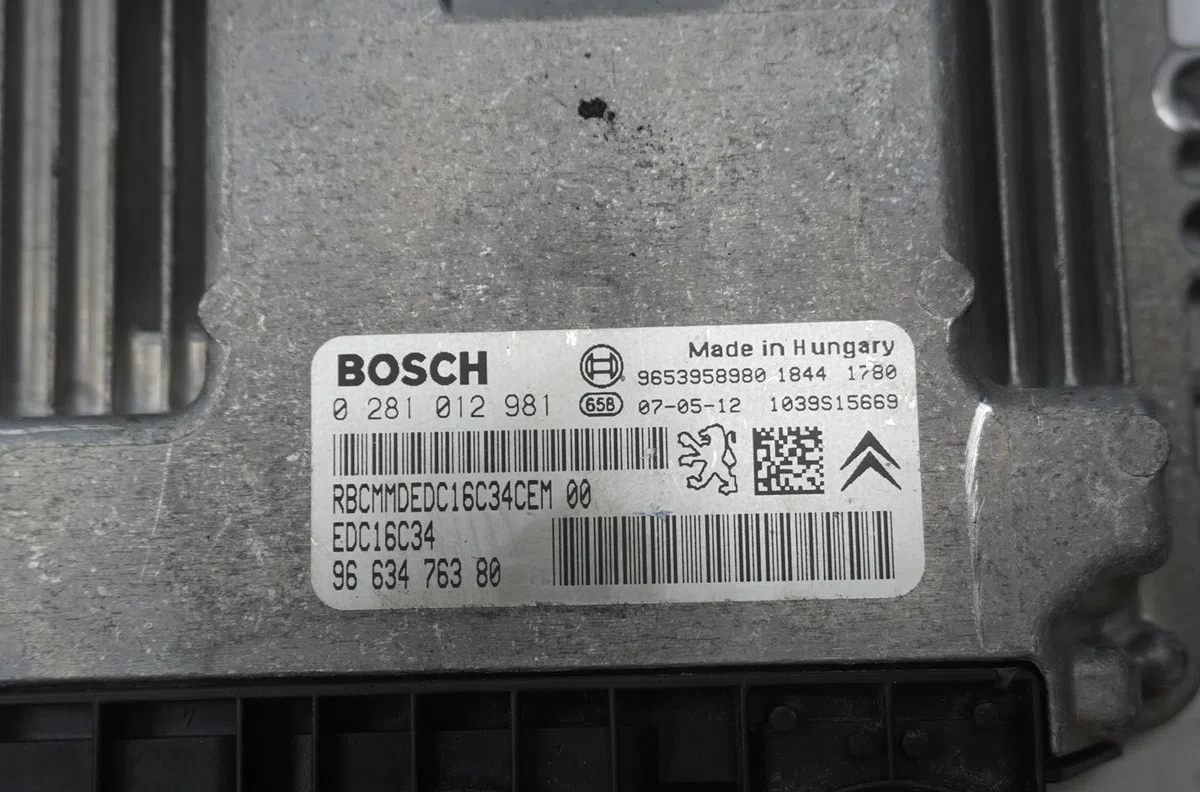 Calculateur moteur Citroën C4 GRAND PICASSO I (UA_) 1.6 hdi (2006-2011) 5 portes occasion