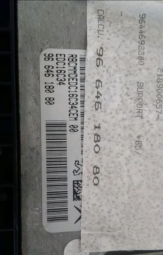 Calculateur moteur Citroen C4 I (LC_) 1.6 hdi (2004-2011) occasion — photo 2