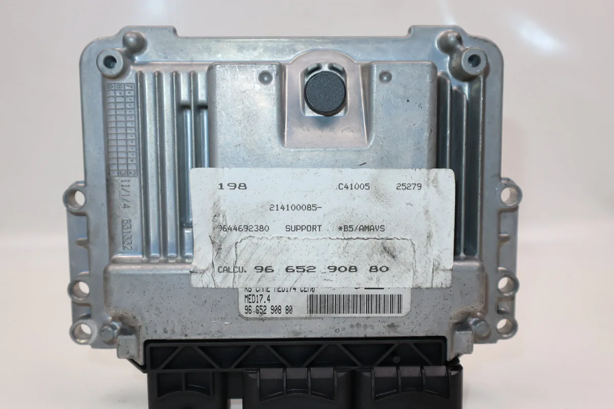 Calculateur moteur Citroen C4 I (LC_) 1.6 thp 140 (2008-2011) occasion