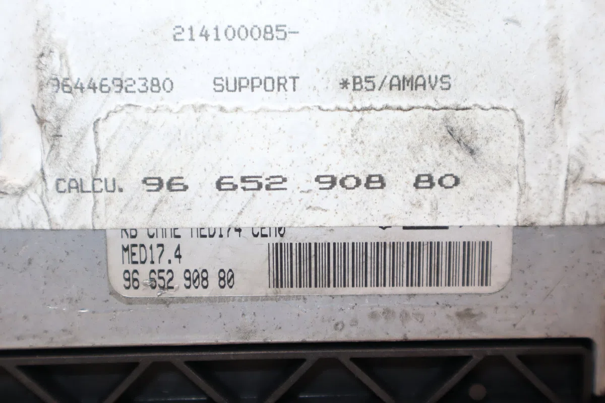 Calculateur moteur Citroen C4 I (LC_) 1.6 thp 140 (2008-2011) occasion — photo 2