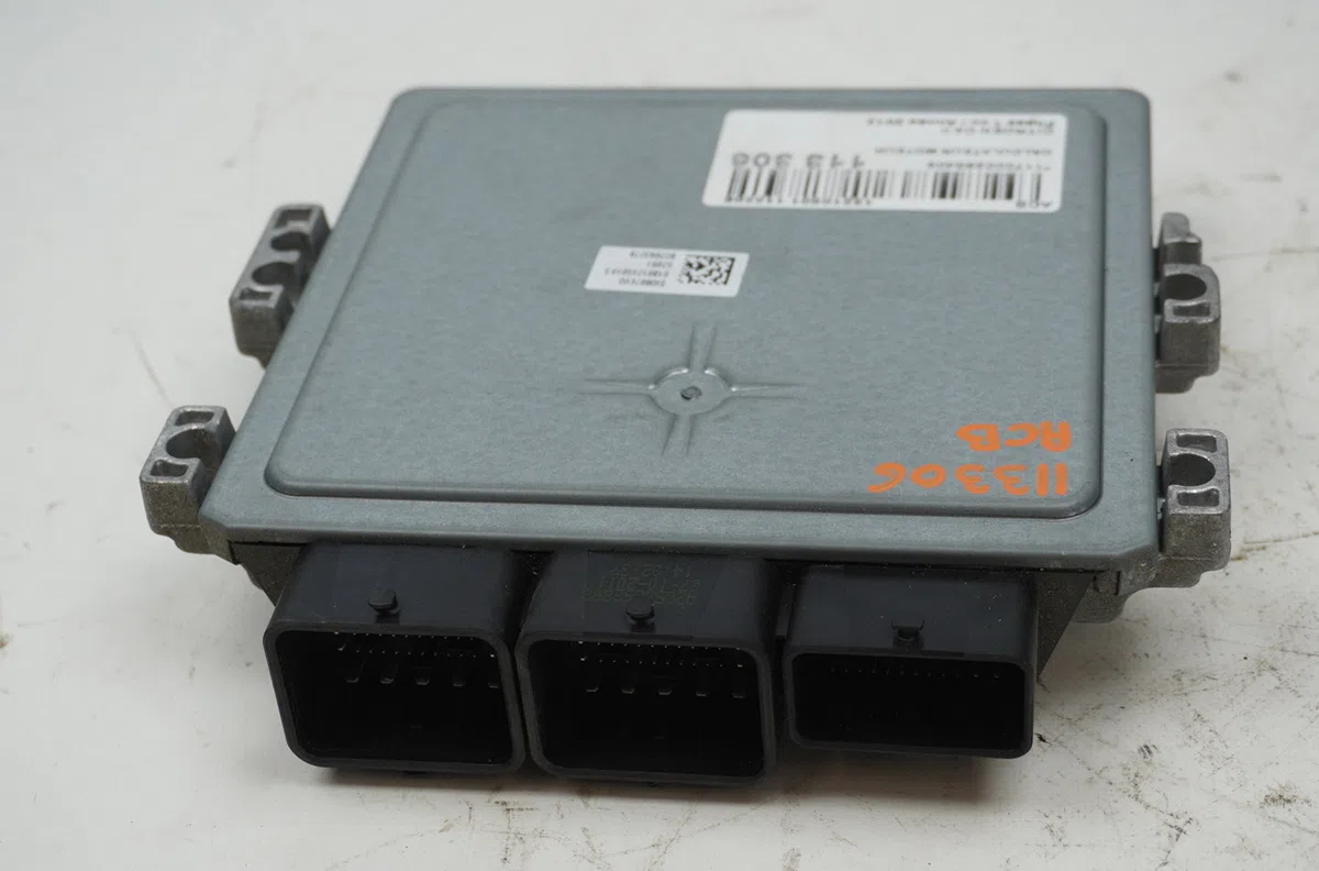 Calculateur moteur Citroen C4 II (NC_) 1.6 hdi 110 (2009) 5 portes occasion — photo 2