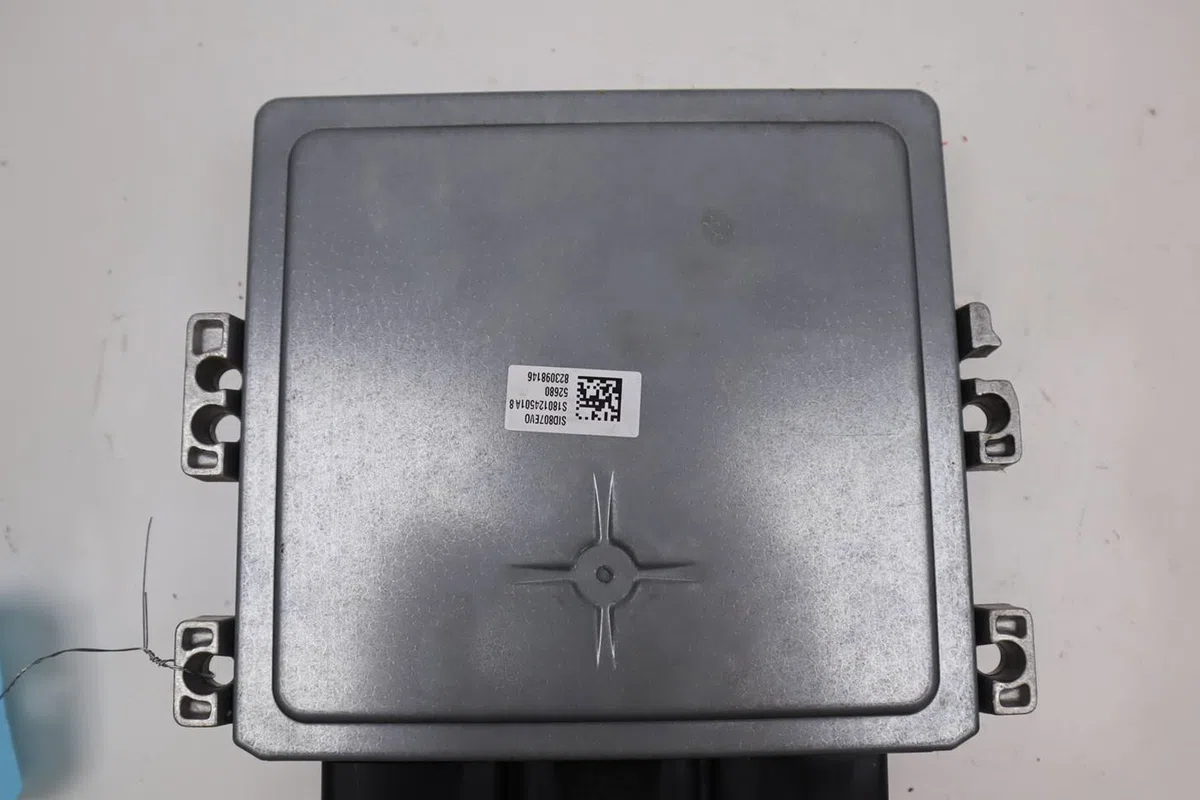 Calculateur moteur Citroën C4 PICASSO I Monospace (UD_) 1.6 hdi 110 (2010-2013) 5 portes occasion — photo 2