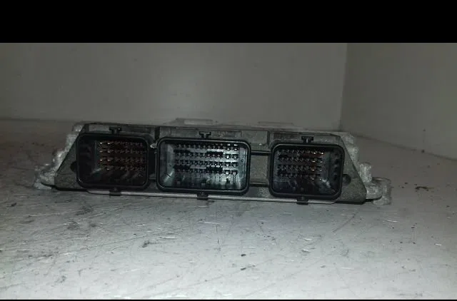 Calculateur moteur Citroen C4 PICASSO I Monospace (UD_) 1.6 hdi (2007-2013) 5 portes occasion — photo 2