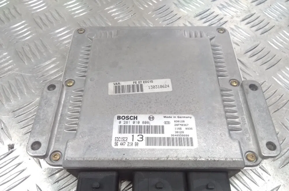 Calculateur moteur CITROEN C5 1 0 occasion — photo 2