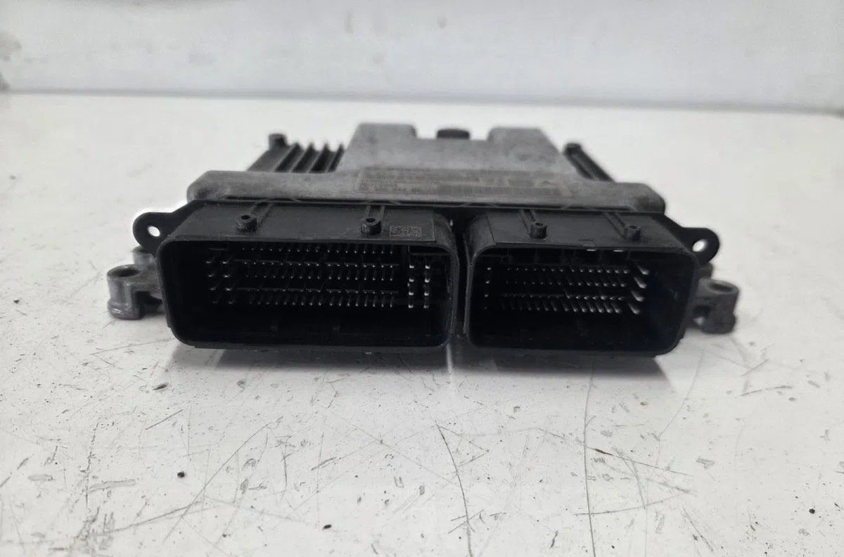 Calculateur moteur CITROEN C5 AIRCROSS PHASE 1 occasion — photo 2