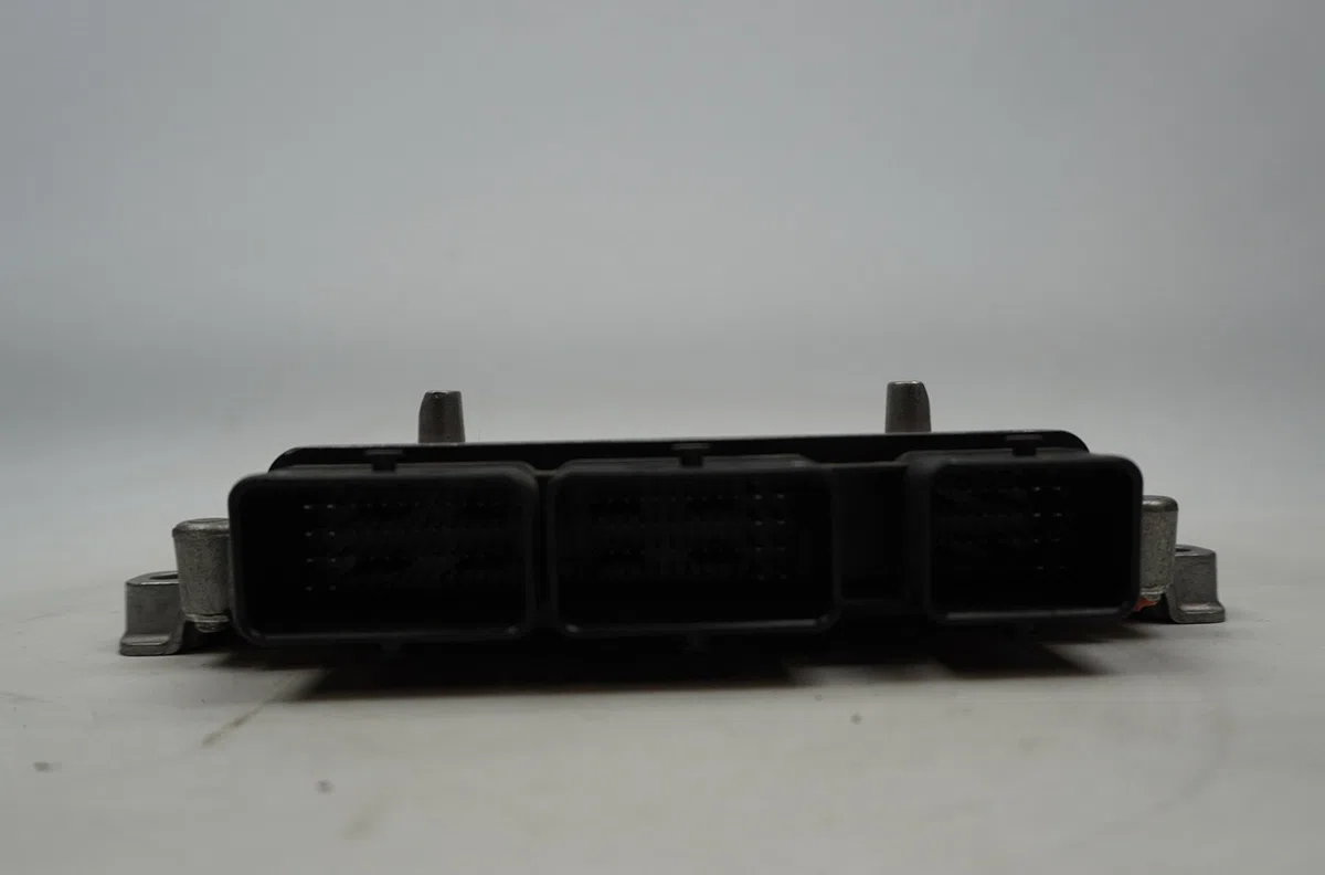 Calculateur moteur Citroën C5 III Break (RW_) 2.0 hdi 140 (2009) 5 portes occasion — photo 2