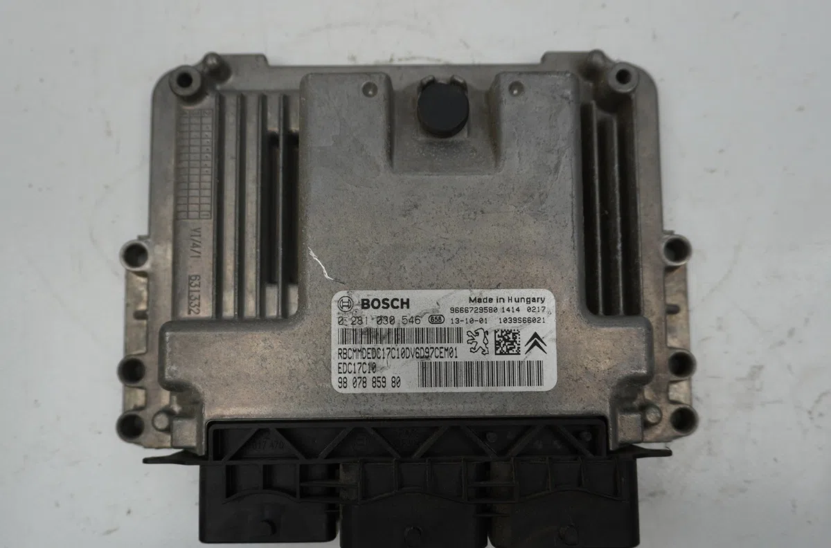 Calculateur moteur Citroen DS3 (SA_) 1.6 hdi 90 (2009-2015) 3 portes occasion