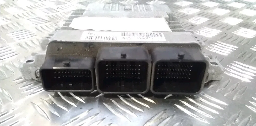 Calculateur moteur Citroen DS4 (NX_) 1.6 hdi 110 (2011-2015) occasion — photo 2
