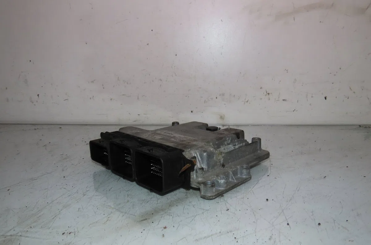 Calculateur moteur Citroën JUMPY Camionnette 1.6 hdi 90 8v (2007-2016) occasion — photo 2