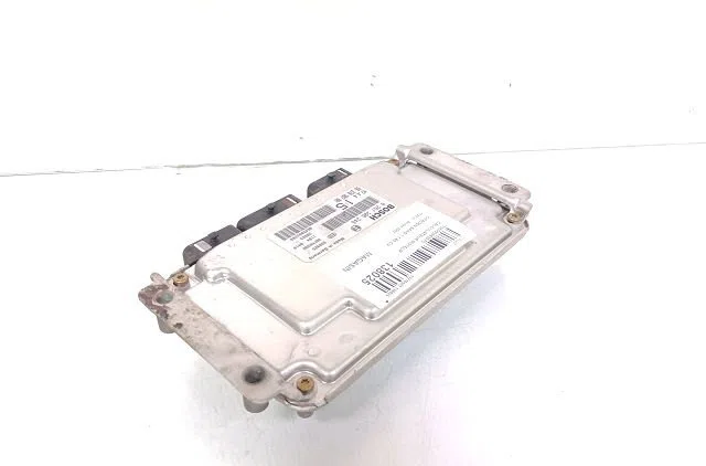 Calculateur moteur Citroën SAXO (S0, S1) 1.1 x, sx (1996-2003) 5 portes occasion — photo 2