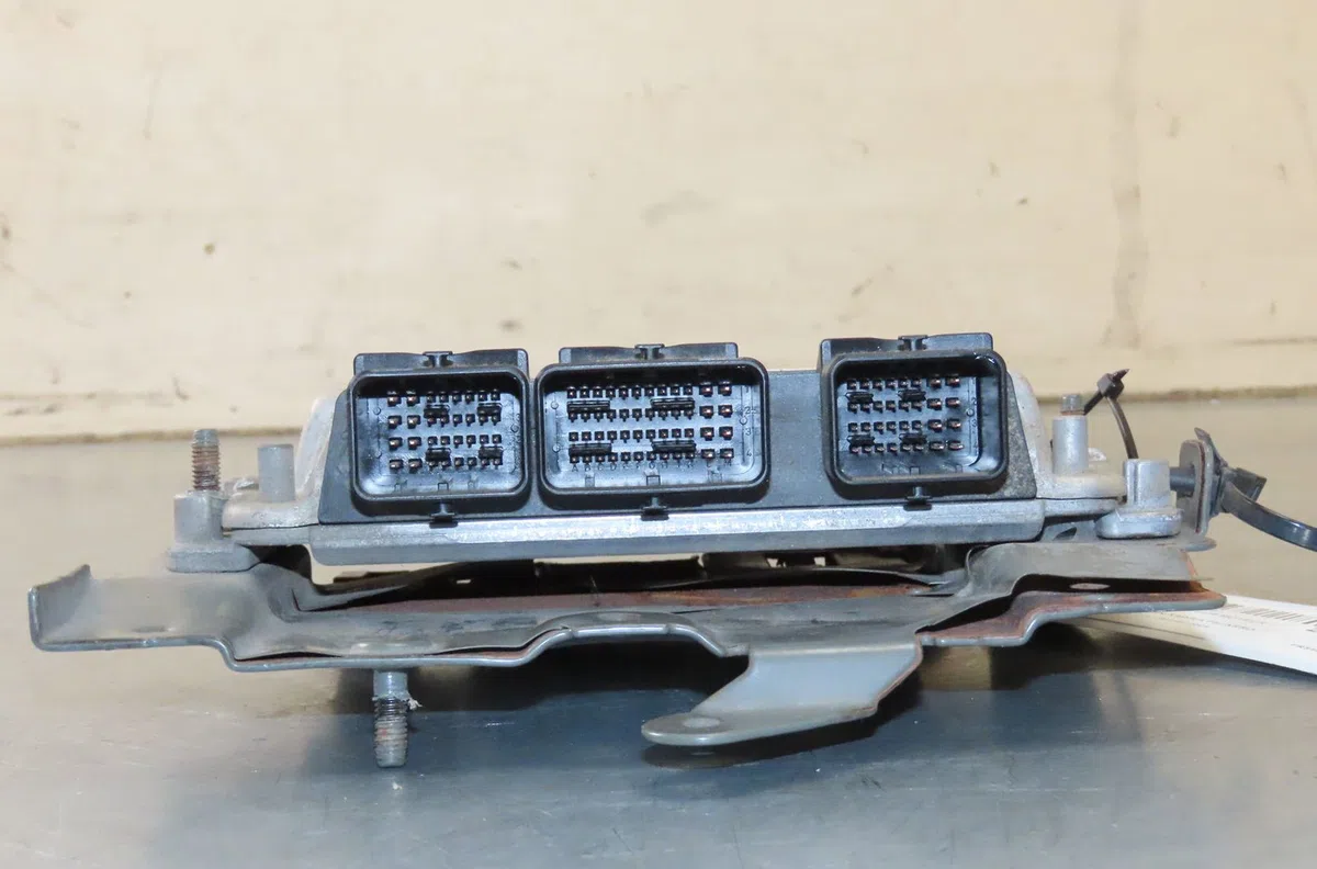 Calculateur moteur CITROEN XSARA PICASSO occasion — photo 2