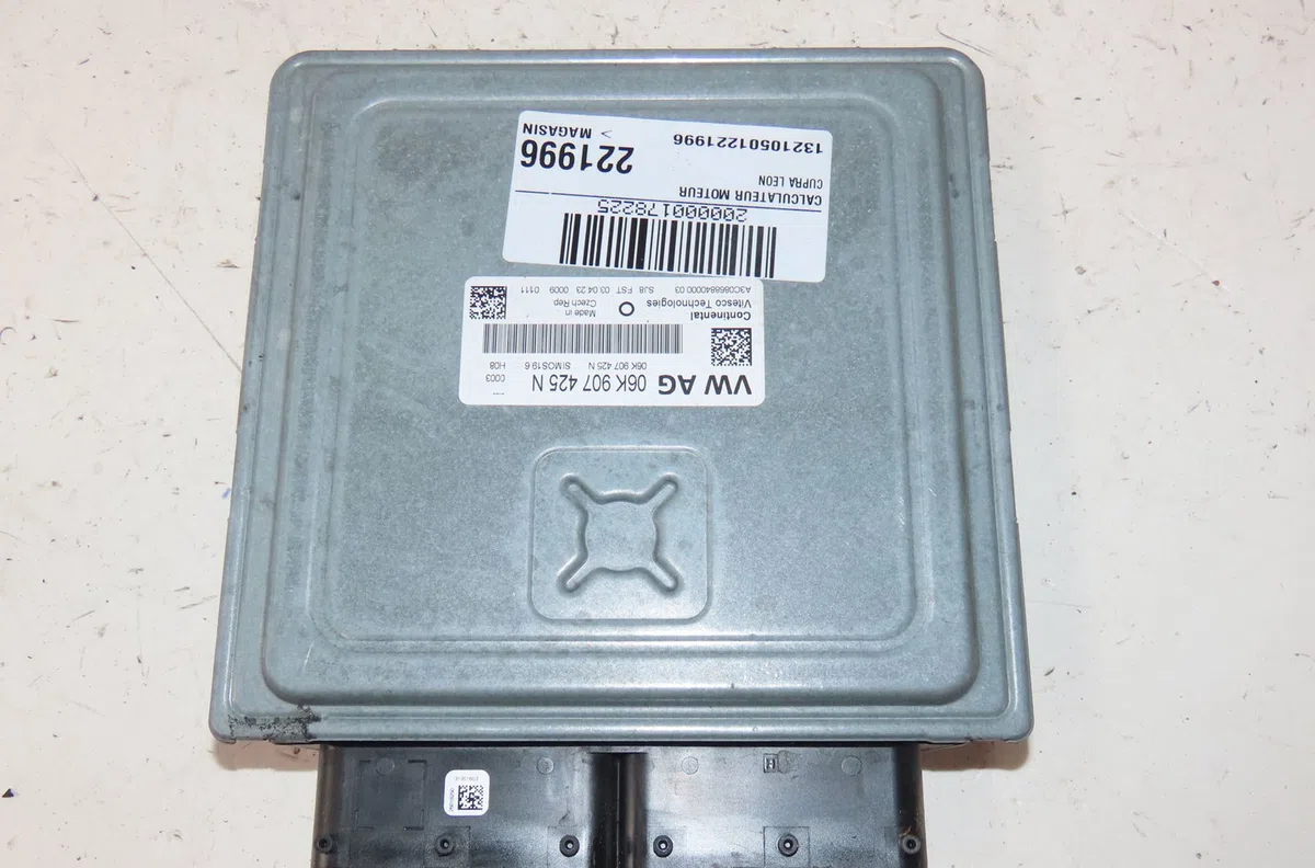 Calculateur moteur Cupra LEON (KL1) 2.0 tsi (2021) occasion — photo 4