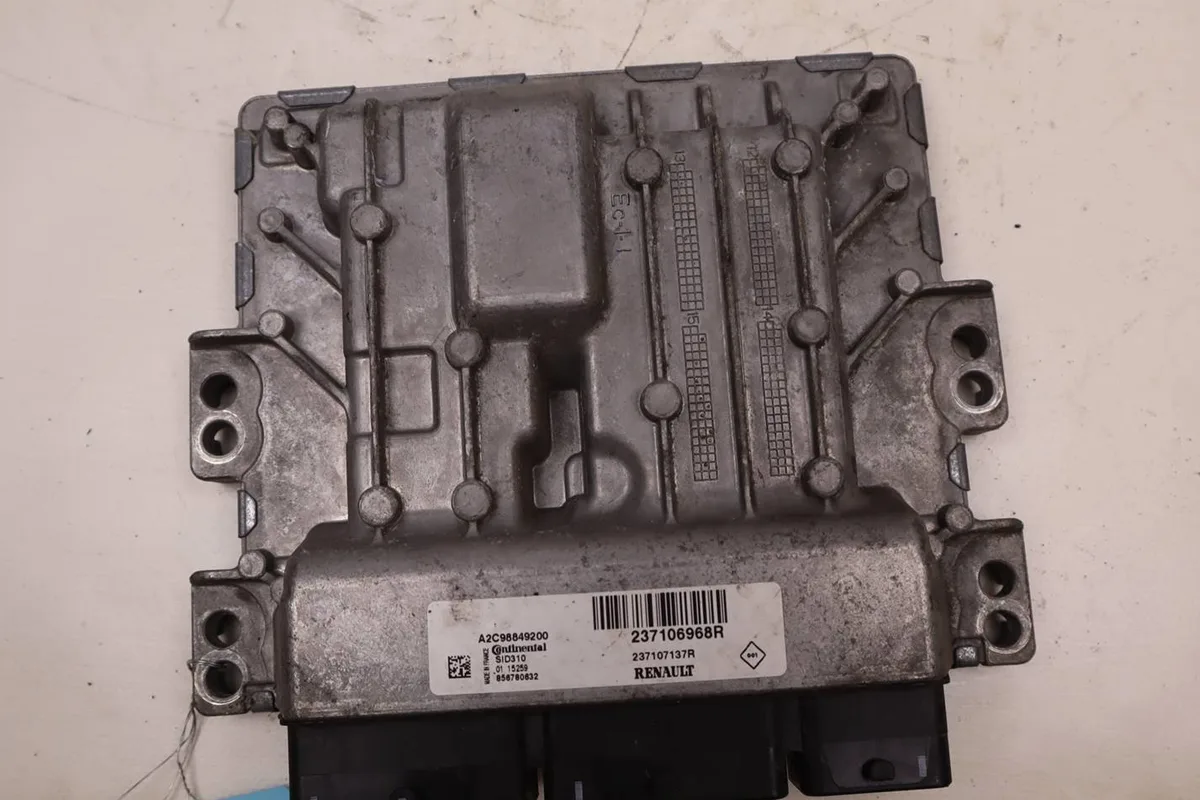 Calculateur moteur Dacia DUSTER (HS_) 1.5 dci (2010-2018) occasion