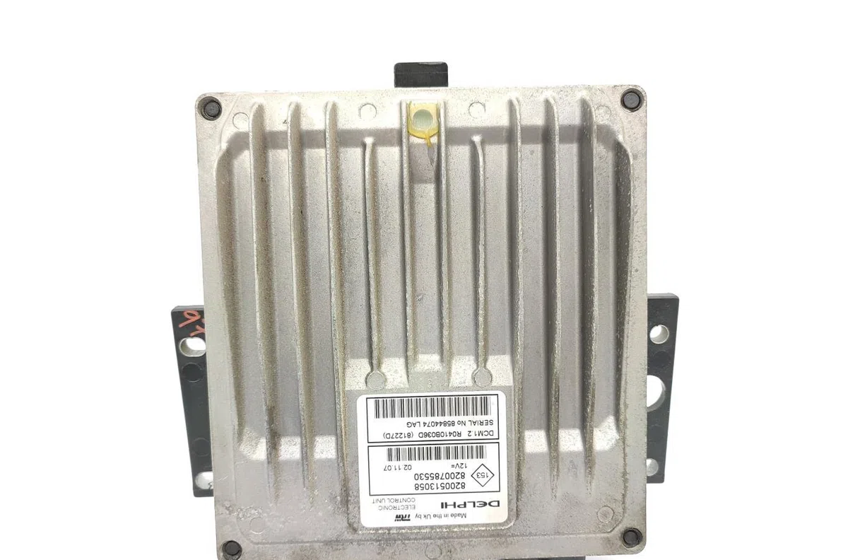 Calculateur moteur DACIA LOGAN 1 PHASE 1 occasion — photo 3