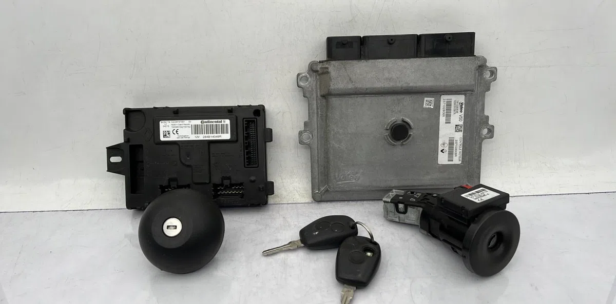 Calculateur moteur DACIA LOGAN MCV 2 PHASE 1 BREAK occasion — photo 2