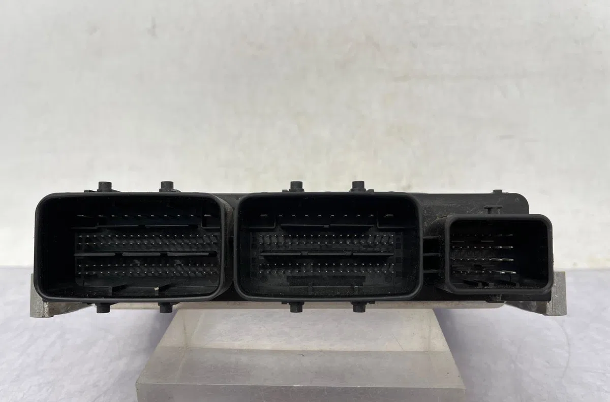 Calculateur moteur DACIA SANDERO 2 PHASE 2 occasion — photo 3