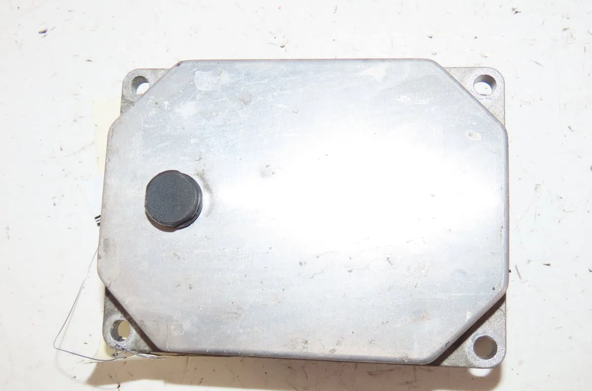 Calculateur moteur Fiat 500 (312_) 1.2 (312axa1a) (2007) 3 portes occasion — photo 4