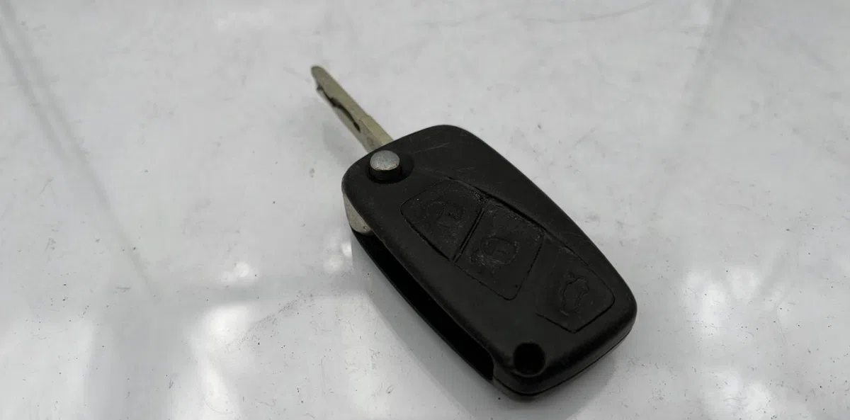 Calculateur moteur FIAT GRANDE PUNTO occasion