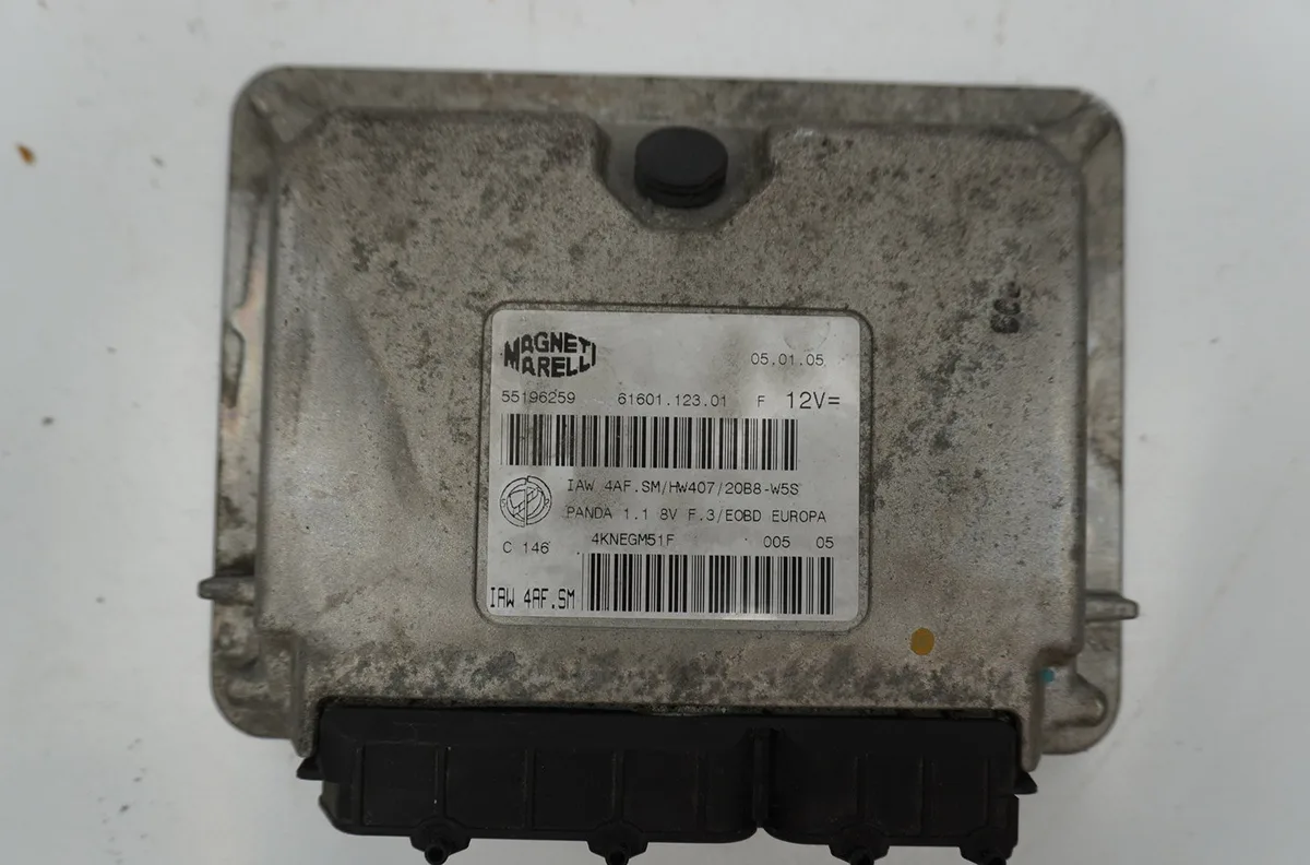 Calculateur moteur Fiat PANDA (169_) 1.1 (169.axa1a) (2003) occasion