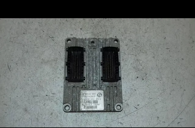 Calculateur moteur Fiat PUNTO (199_) 1.4 (199axb1a, 199bxb1a, 199bxb11, 199axb11) (2012) occasion