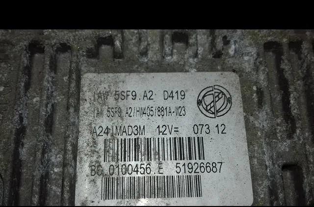 Calculateur moteur Fiat PUNTO (199_) 1.4 (199axb1a, 199bxb1a, 199bxb11, 199axb11) (2012) occasion — photo 3