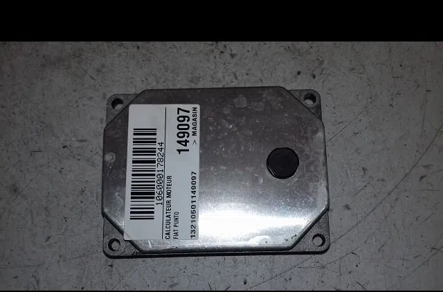 Calculateur moteur Fiat PUNTO (199_) 1.4 (199axb1a, 199bxb1a, 199bxb11, 199axb11) (2012) occasion — photo 4