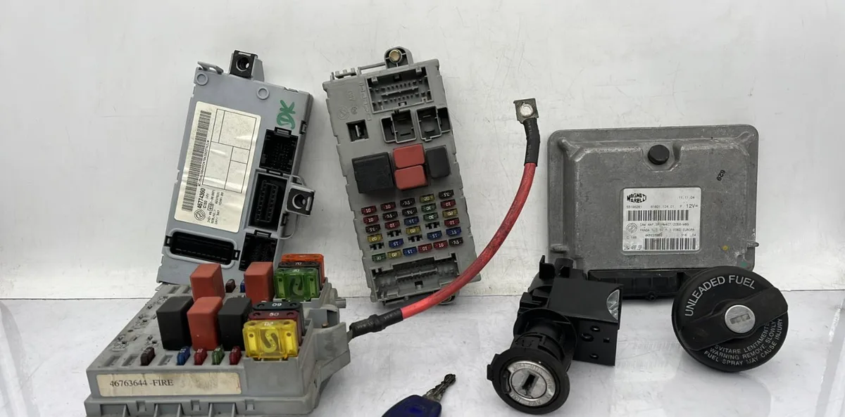 Calculateur moteur FIAT PUNTO 2 PHASE 1 occasion