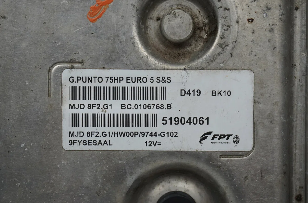 Calculateur moteur Fiat PUNTO EVO (199_) 1.3 d multijet (199axc1a, 199bxc1a, 199axt1a, 199bxt1a) (2009-2012) 3 portes occasion — photo 3